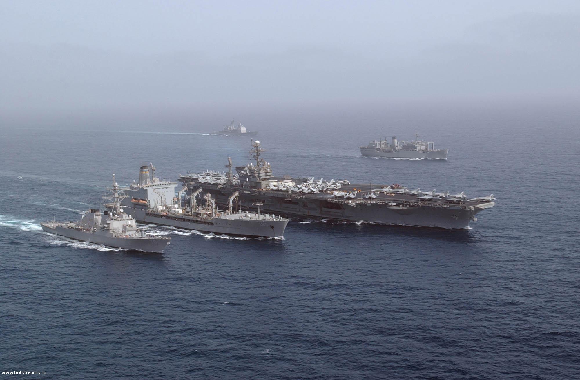 Uss Kennedy, destroyer USS Hopper, USNS Walter S. Diehl