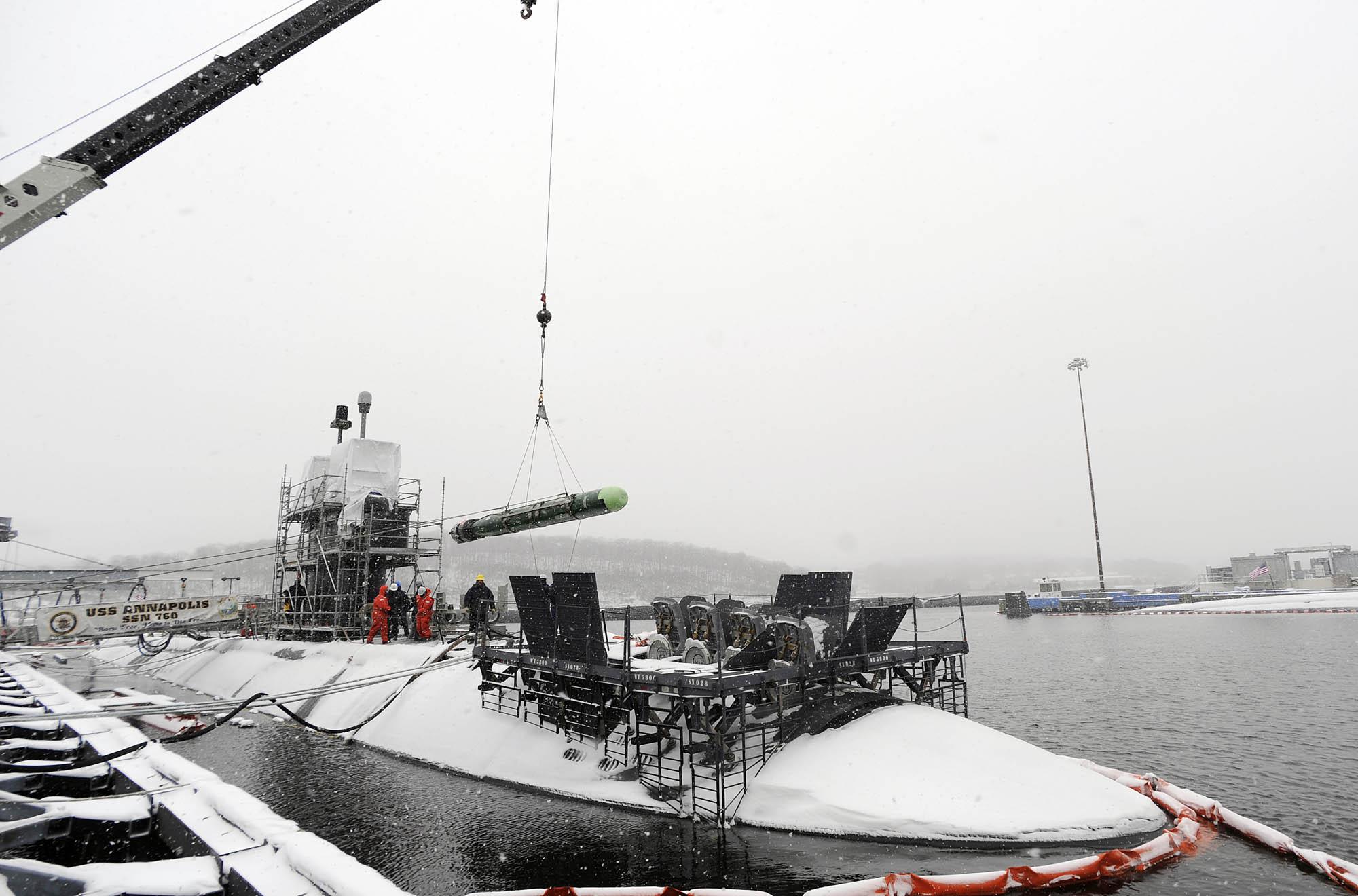 USS Annapolis (SSN760)   Groton